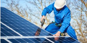 Installation Maintenance Panneaux Solaires Photovoltaïques à Gajoubert